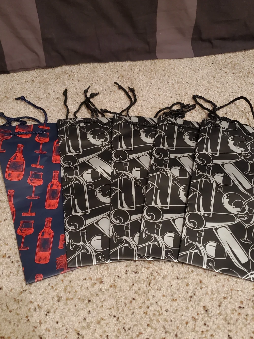 Set of 5 New Wine Bottle Gift Bags 🍷